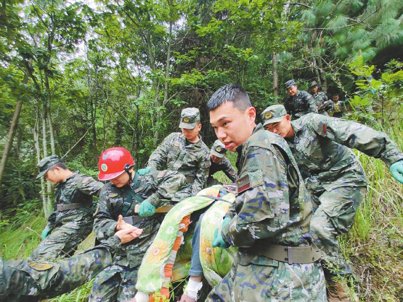 9月6日，武警.jpg